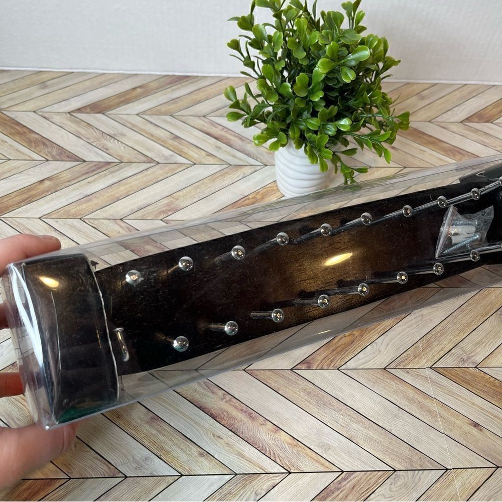 Mens neck tie and belt holder wood new in the box